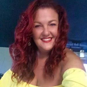 Meet your Posher, Holli